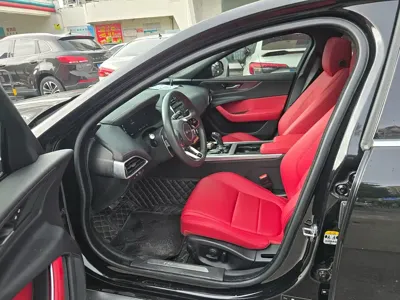 Jaguar XEL 2023, 32000 км, за 128800 CNY