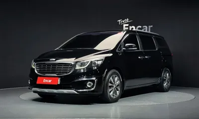 Kia Canival · 2018 год