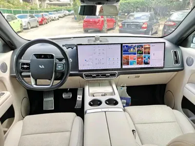 Li Auto Li L7 2023, 47000 км, за 179800 CNY - фото 9