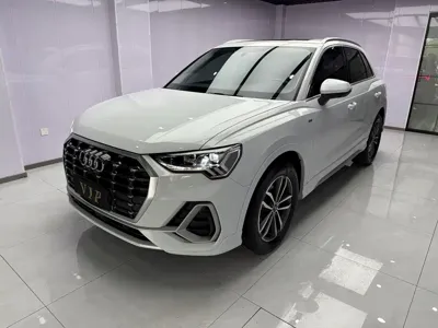 Audi Q3 · 2022 год