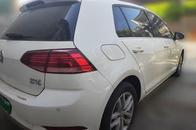 Volkswagen Golf 2018, 27200 км, за 57740.19 CNY