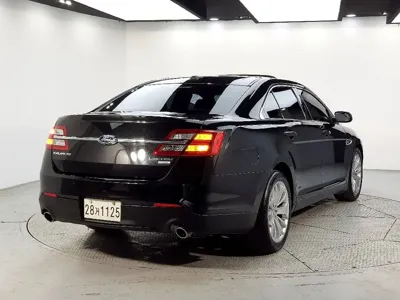 Ford Taurus 2013, 178631 км, за 2800000 KRW - фото 2