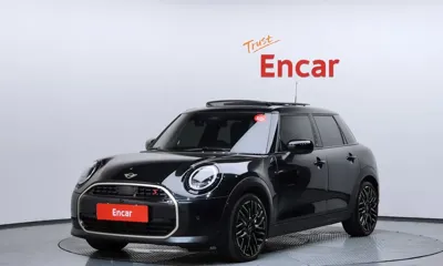 MINI Cooper · 2025 год