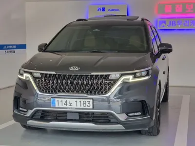 Kia Canival · 2021 год