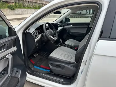 Volkswagen Tayron 2023, 20000 км, за 89500 CNY