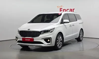 Kia Canival · 2020 год