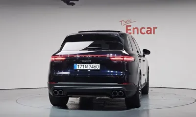 Porsche Cayenne 2021, 175160 км, за 48700000 KRW