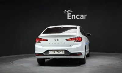 Hyundai Avante 2020, 89990 км, за 11800000 KRW