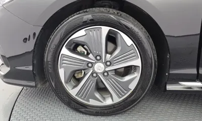 Hyundai Sonata 2018, 122094 км, за 12900000 KRW - фото 5