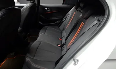BMW 1-Series 2020, 40982 км, за 22900000 KRW - фото 26
