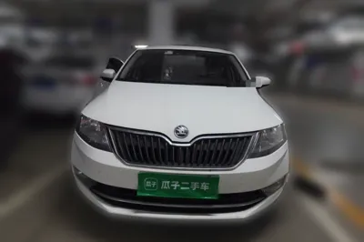 Skoda Rapid 2018, 73100 км, за 34887.18 CNY