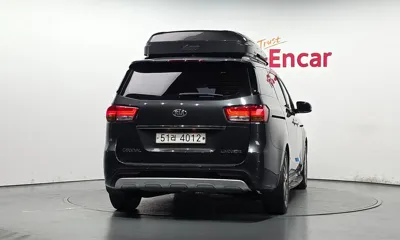 Kia Canival 2018, 172071 км, за 11000000 KRW