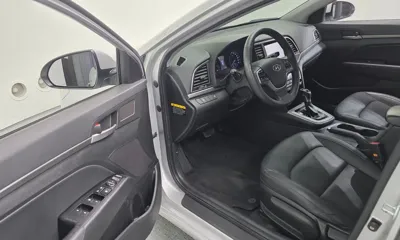 Hyundai Avante 2016, 184162 км, за 7400000 KRW - фото 11