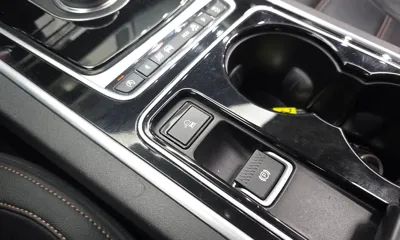 Jaguar XE 2017, 83914 км, за 9500000 KRW - фото 18