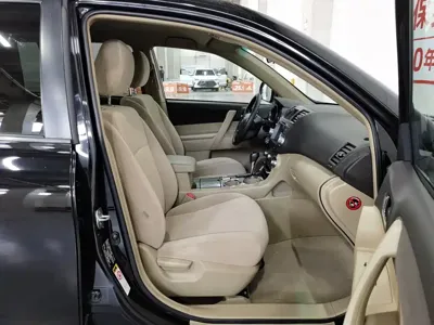 Toyota Highlander 2013, 138900 км, за 37900 CNY - фото 23