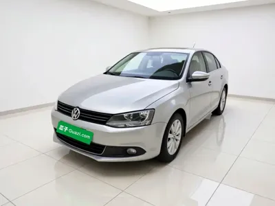 Volkswagen Sagitar · 2015 год