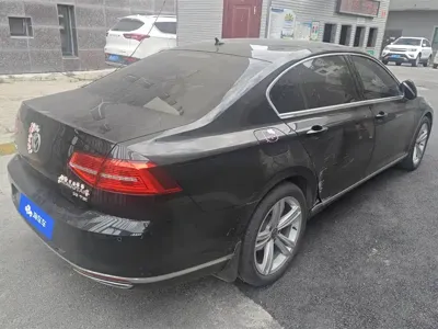 Volkswagen Magotan 2020, 96400 км, за 86500 CNY