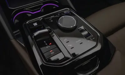 BMW 5-Series 2025, 6750 км, за 50500000 KRW - фото 9