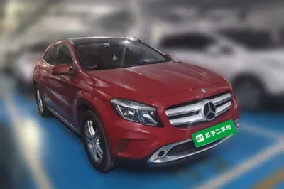 Mercedes-Benz GLA 2015, 34000 км, за 53771.94 CNY