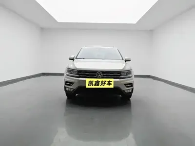 Volkswagen Tiguan L 2019, 90900 км, за 77600 CNY