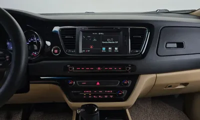 Kia Canival 2016, 103240 км, за 8800000 KRW - фото 13