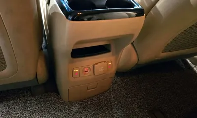 Kia Canival 2016, 94580 км, за 12000000 KRW - фото 27