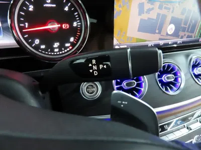 Mercedes-Benz E-Class 2019, 144766 км, за 23000000 KRW - фото 9