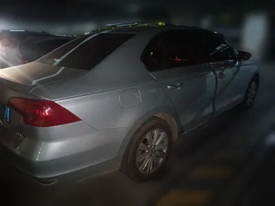 Volkswagen Bora 2018, 79700 км, за 48435.53 CNY