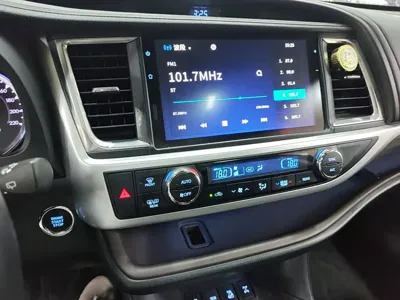 Toyota Highlander 2019, 83400 км, за 125100 CNY - фото 13