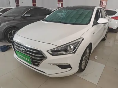 Hyundai Mistra 2019, 72300 км, за 39400 CNY