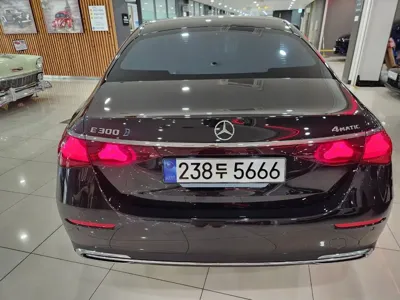 Mercedes-Benz E-Class 2025, 10870 км, за 77500000 KRW - фото 4