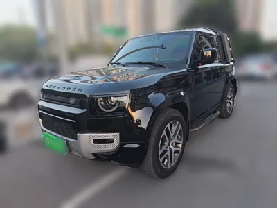 Land Rover Defender · 2023 год