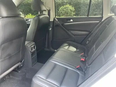 Volkswagen Tiguan 2017, 81000 км, за 43800 CNY - фото 5