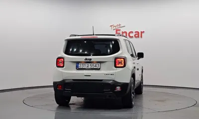 Jeep Renegade 2022, 23890 км, за 22800000 KRW