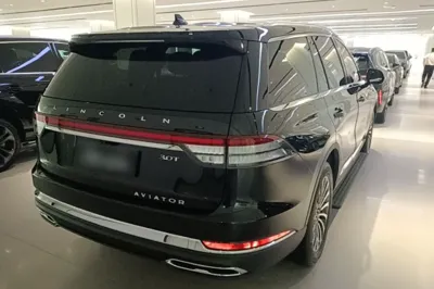 Lincoln Aviator 2023, 51300 км, за 305557.69 CNY - фото 19