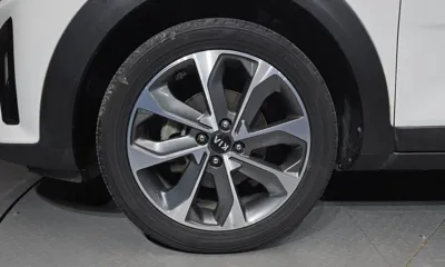 Kia Stonic 2018, 151659 км, за 7800000 KRW - фото 5
