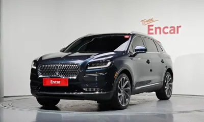 Lincoln Nautilus · 2022 год