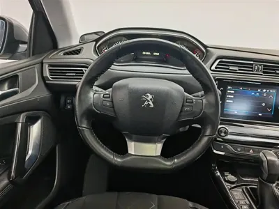 Peugeot 308 2017, 94300 км, за 22900 CNY - фото 11