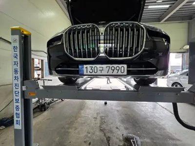 BMW 7-Series · 2023 год