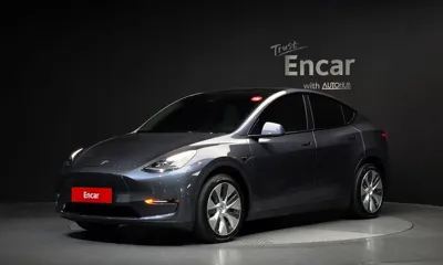 Tesla Model Y · 2022 год