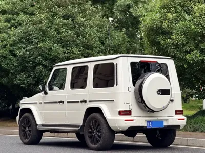 Mercedes-Benz G-Class 2026, 5000 км, за 1888800 CNY - фото 4