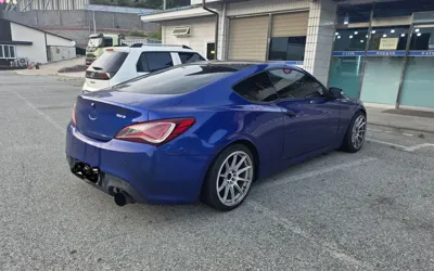 Hyundai Genesis 2010, 231000 км, за 7000000 KRW