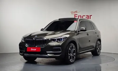 BMW X5 · 2023 год