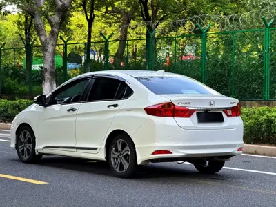 Honda City 2016, 93000 км, за 29800 CNY