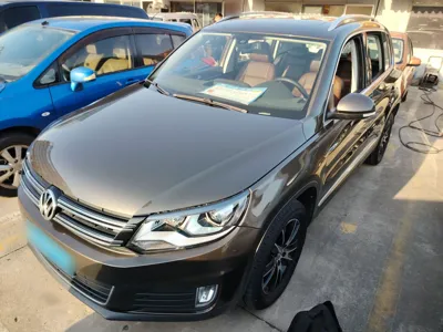 Volkswagen Tiguan · 2016 год