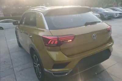 Volkswagen T-Roc 2018, 68000 км, за 71752.57 CNY