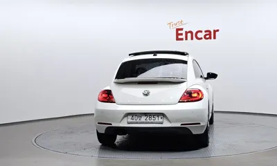Volkswagen Beatle 2013, 70698 км, за 11800000 KRW