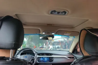 Geely Auto Emgrand 2018, 30400 км, за 35596.28 CNY - фото 15