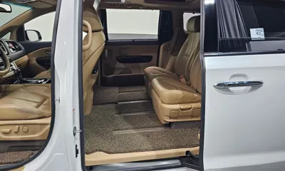 Kia Canival 2016, 166037 км, за 9800000 KRW - фото 11