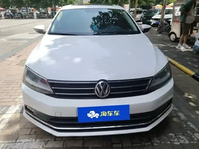 Volkswagen Sagitar 2017, 80900 км, за 31800 CNY